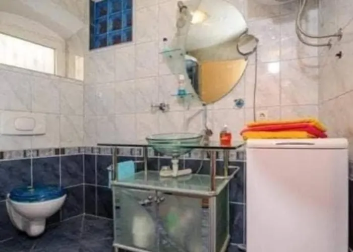 Stone Garden Escape With Jacuzzi Apartament Split